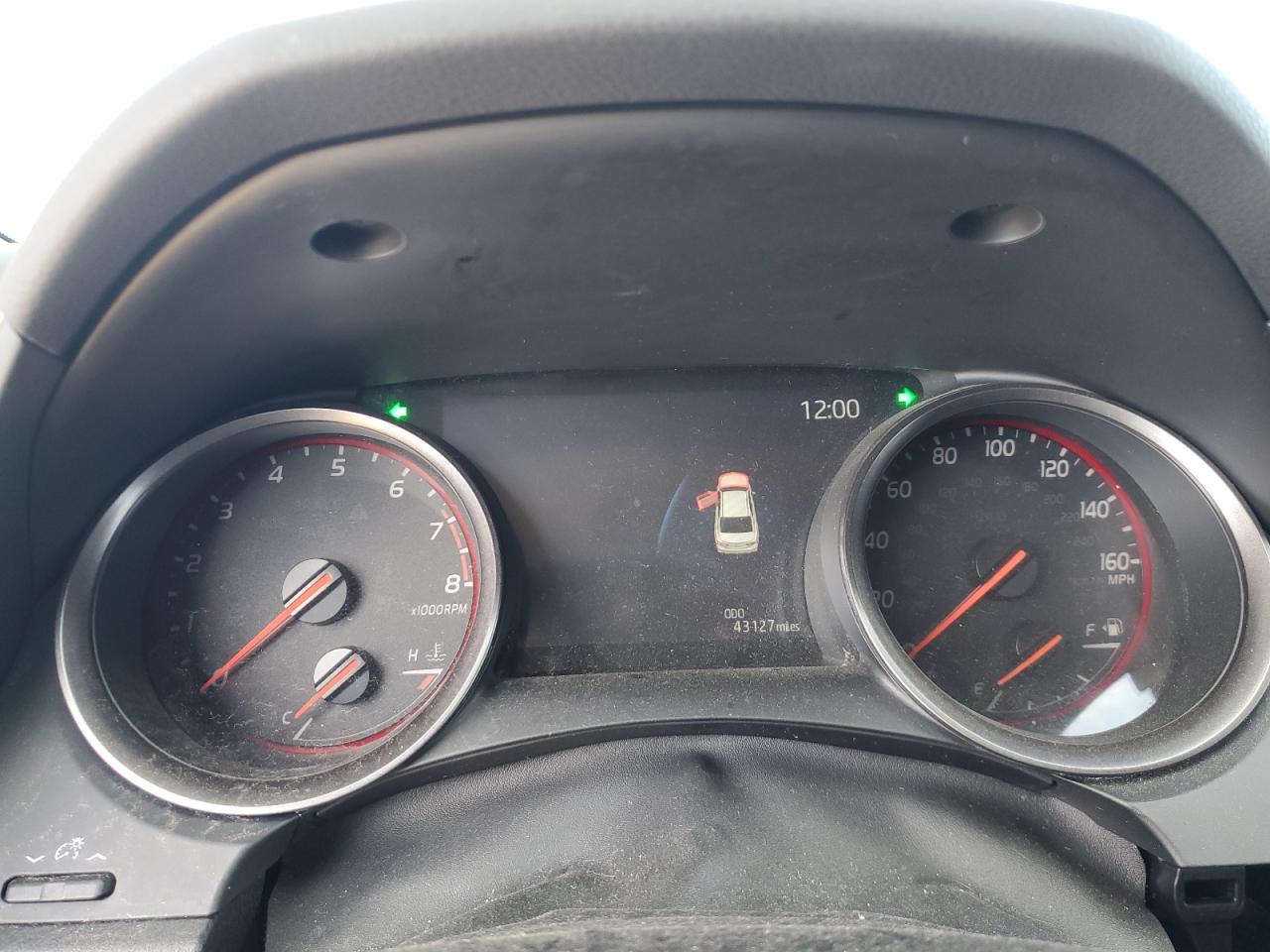 Toyota Camry Xse Image 9