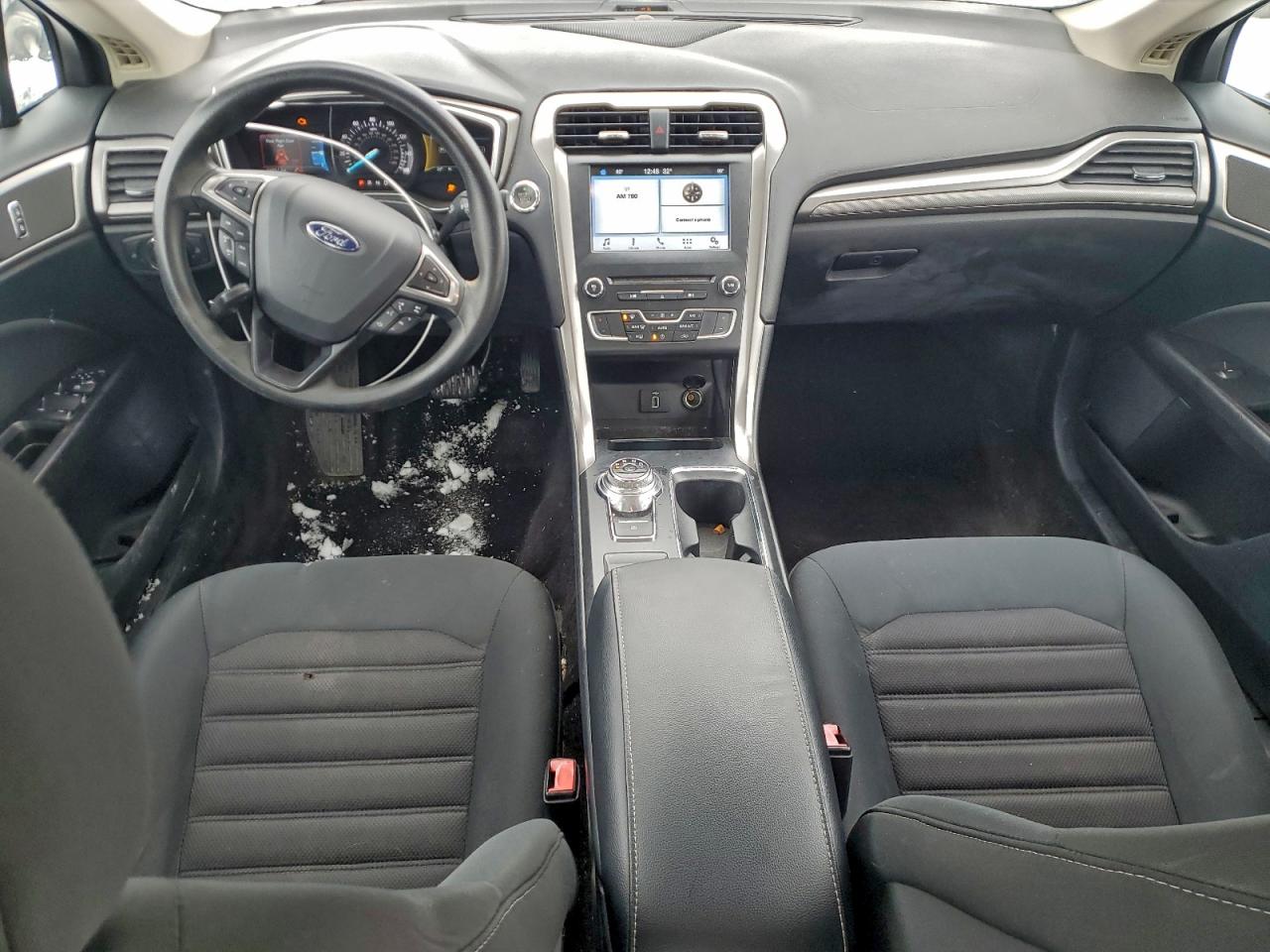 Ford Fusion Se Image 11