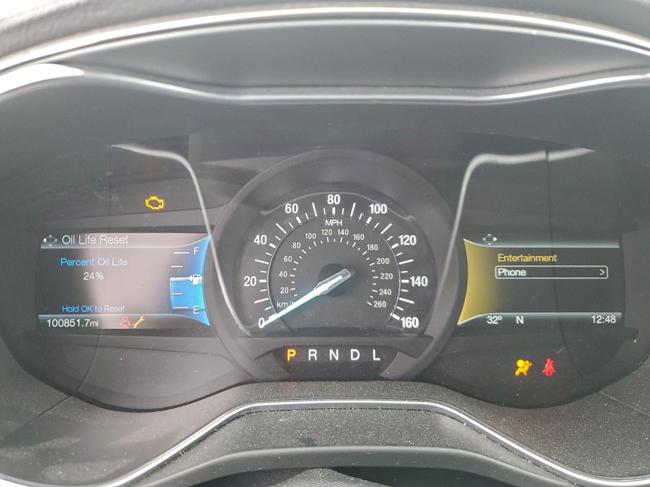 Ford Fusion Se Image 8