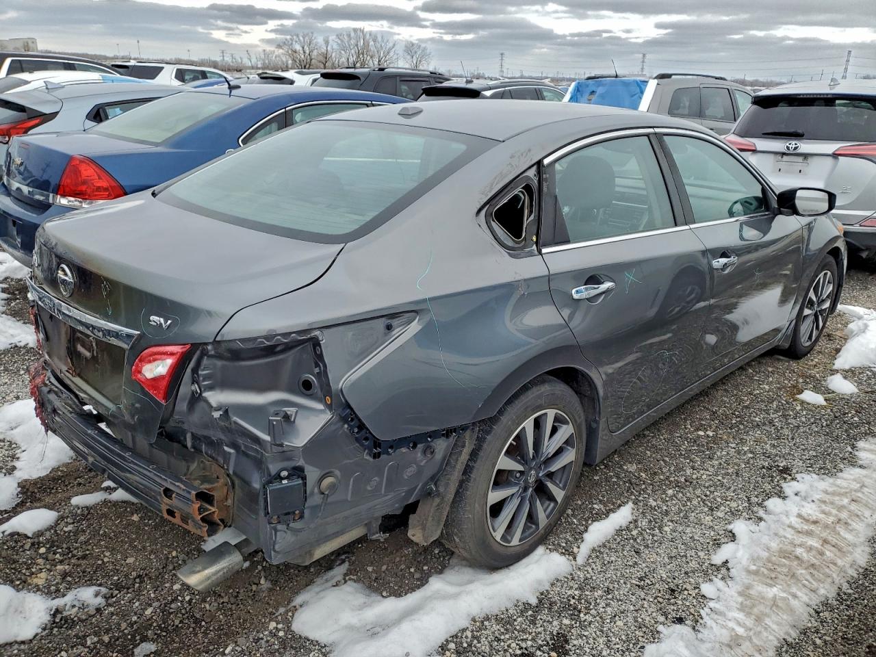 Nissan Altima 2.5 Image 2