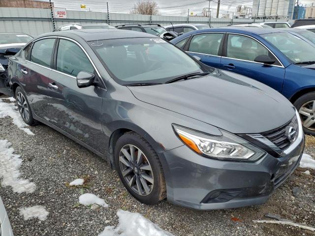 Nissan Altima 2.5 Image 9