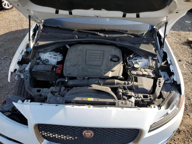 Jaguar F-PACE Premium Image 12