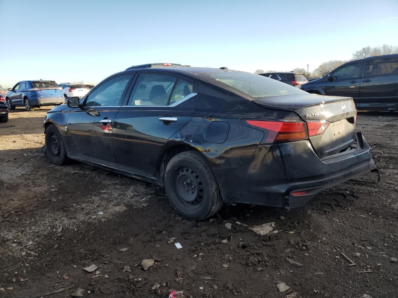 Nissan Altima S Image 4