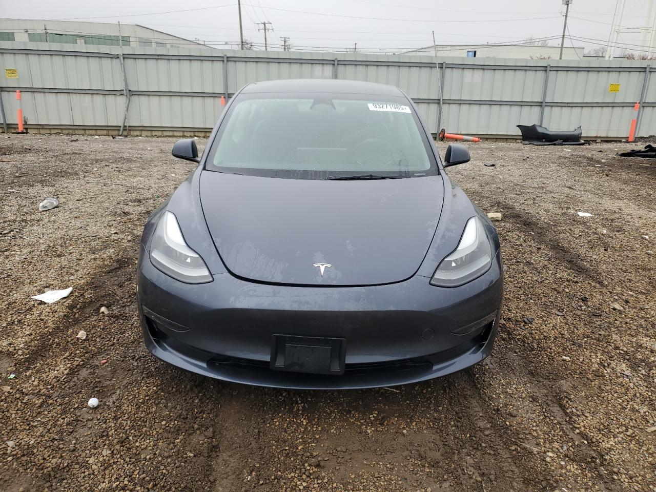 Tesla Model 3 Image 2