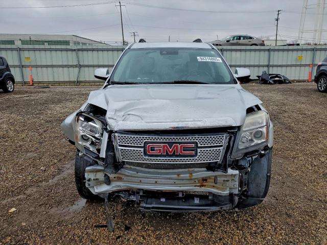 GMC Terrain Denali Image 8