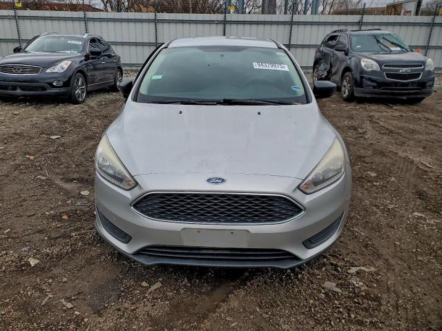 Ford Focus S Image 3