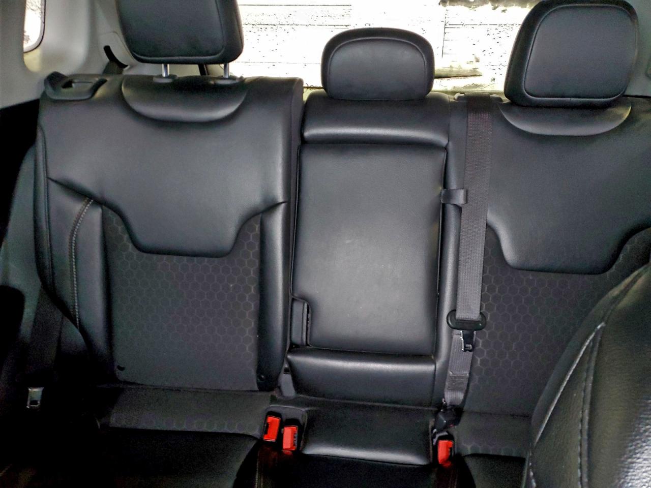 Jeep Compass Latitude Image 2