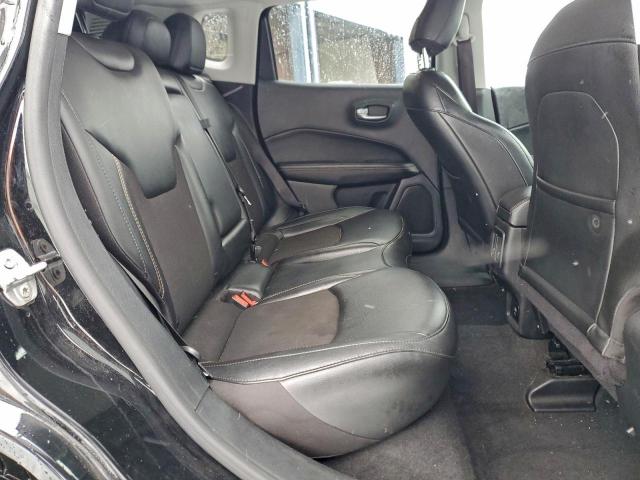 Jeep Compass Latitude Image 11