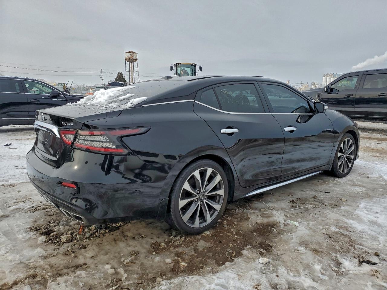 Nissan Maxima S Image 12