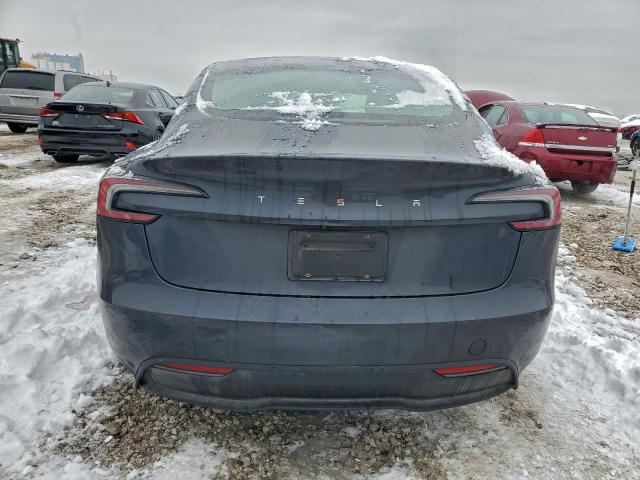 Tesla Model 3 Image 6