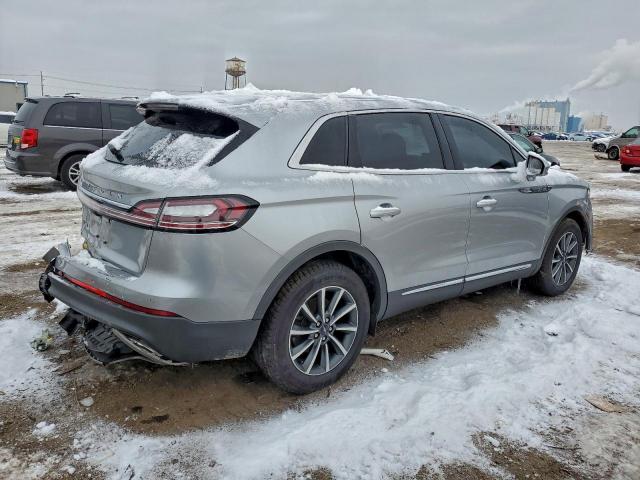 Lincoln Nautilus Image 3