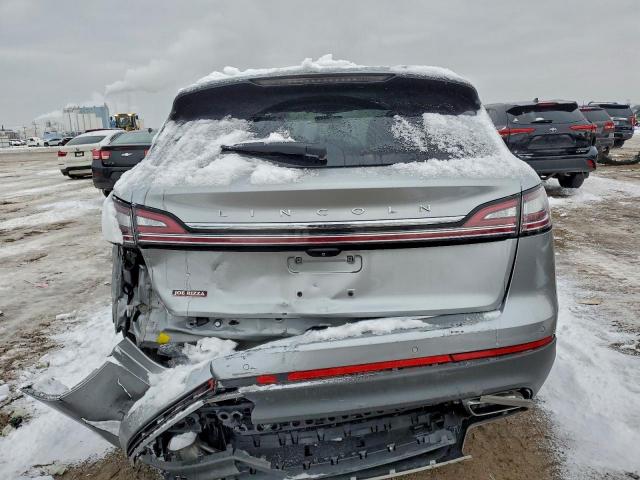 Lincoln Nautilus Image 5