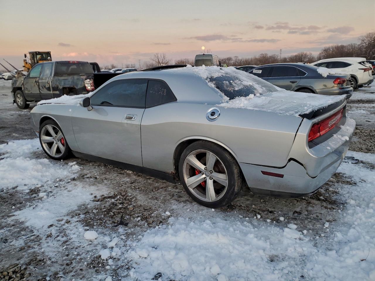 Dodge Challenger Srt-8 Image 4