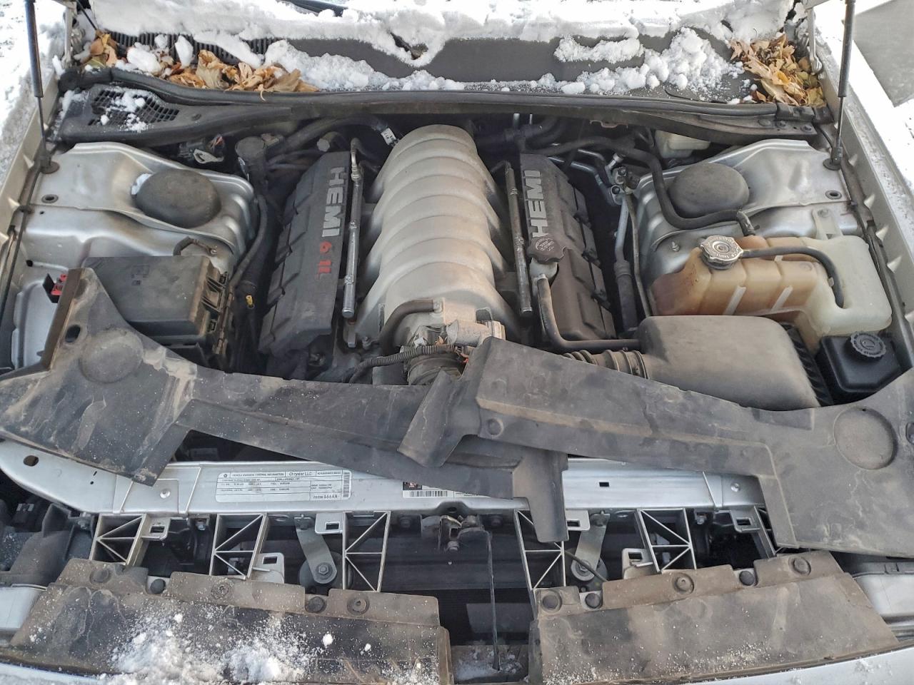 Dodge Challenger Srt-8 Image 12