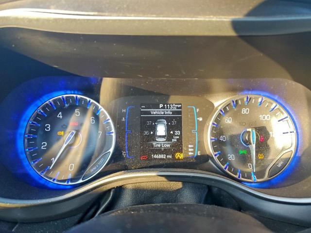 Chrysler Pacifica Touring L Image 13