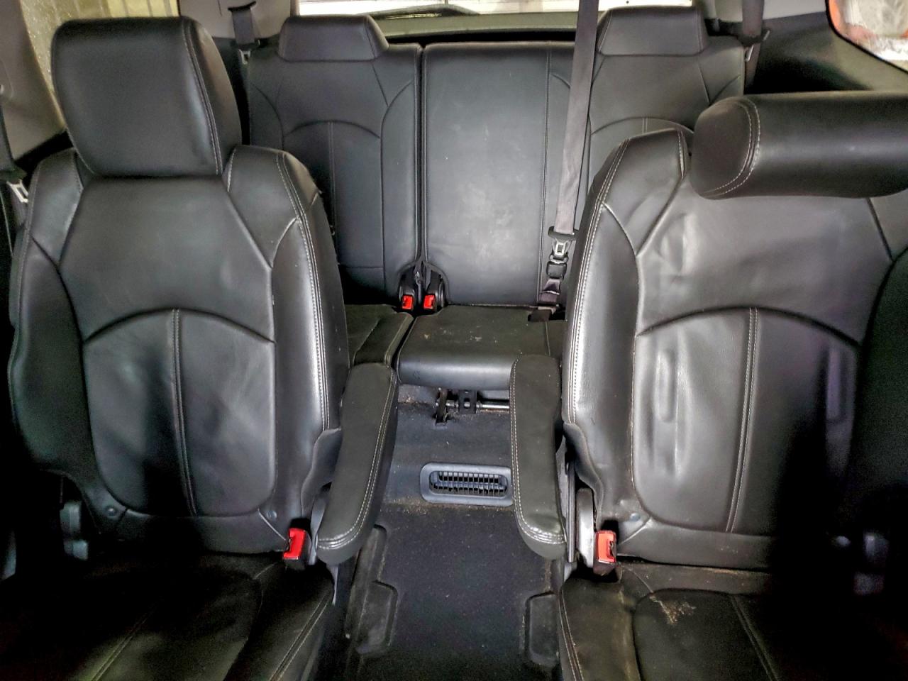 GMC Acadia Slt-2 Image 2