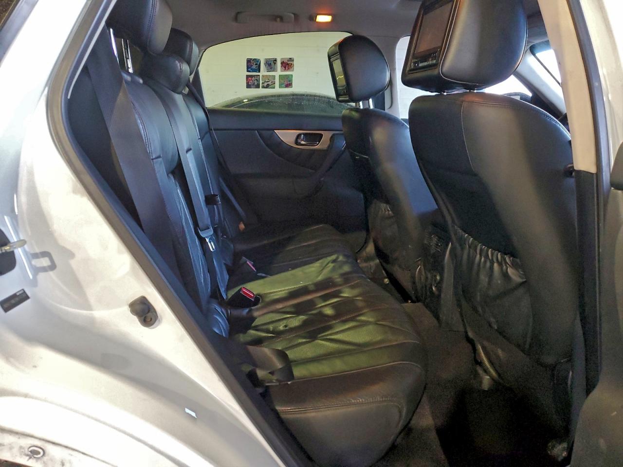 INFINITI Fx Image 6