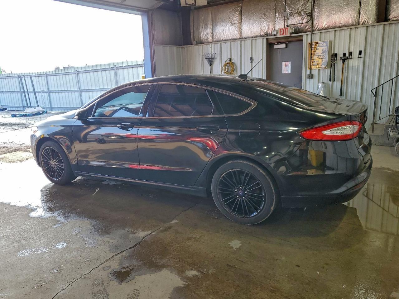 Ford Fusion Se Image 4