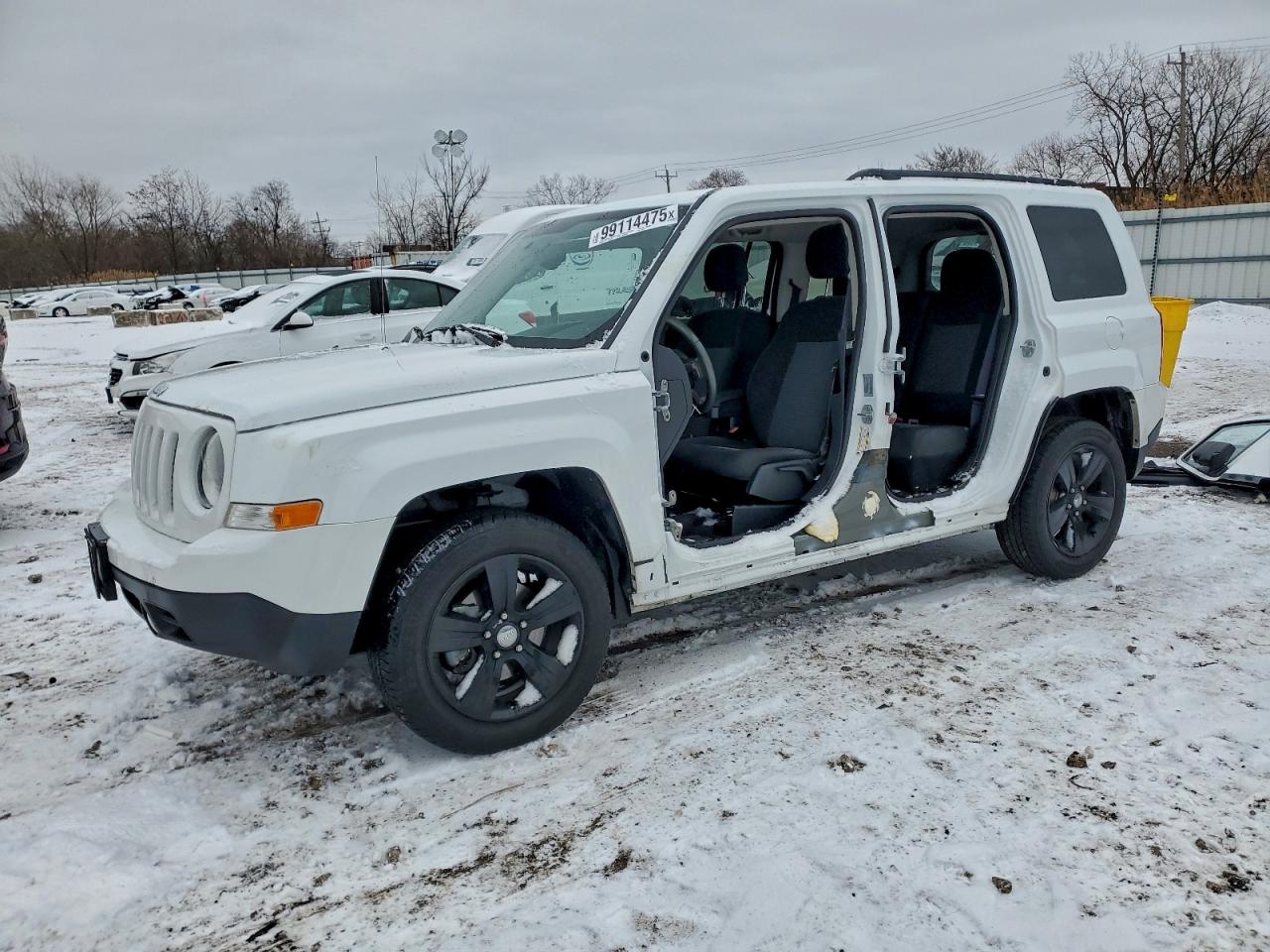 Jeep Patriot Latitude Image 1