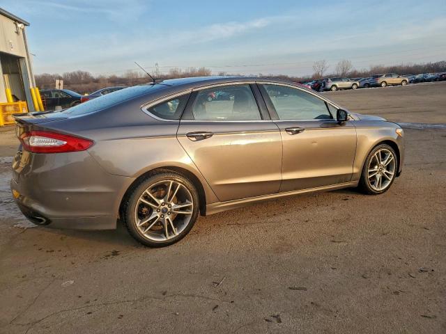 Ford Fusion Titanium Image 3