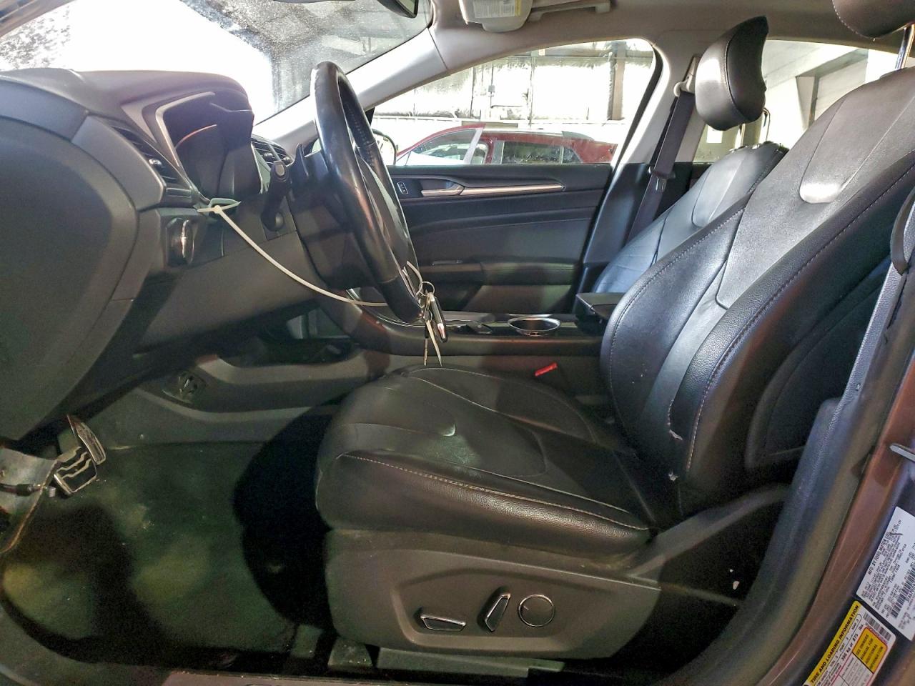 Ford Fusion Titanium Image 5