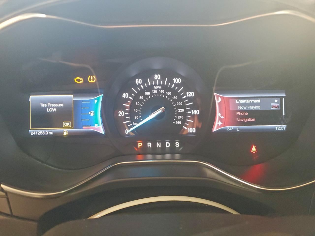 Ford Fusion Titanium Image 7