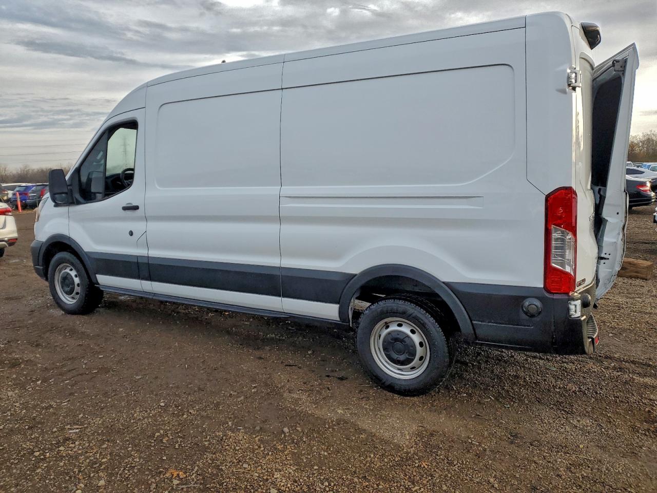 Ford Transit T-250 Image 2
