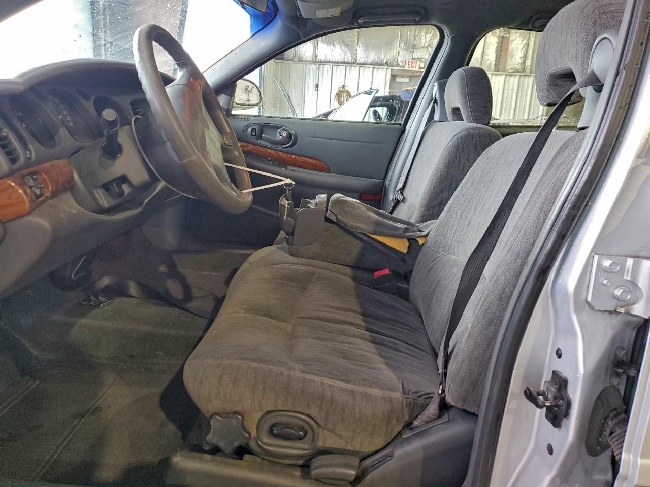 Buick LeSabre Custom Image 3