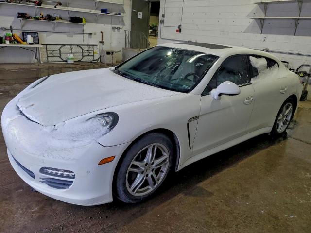  Salvage Porsche Panamera