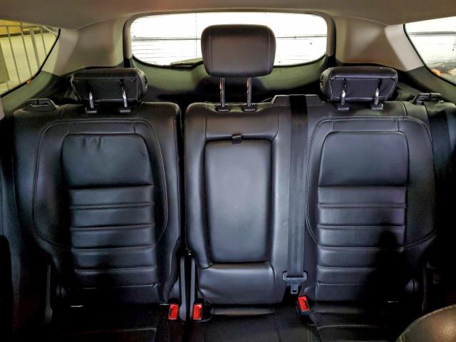 Ford Escape Titanium Image 11