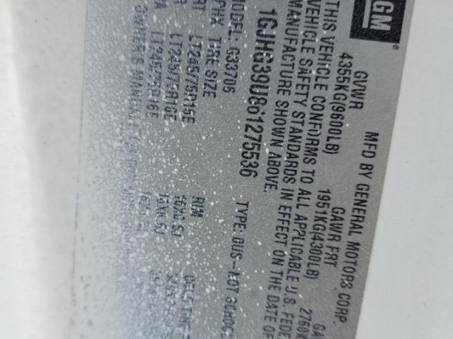 GMC Savana G3500 Image 13