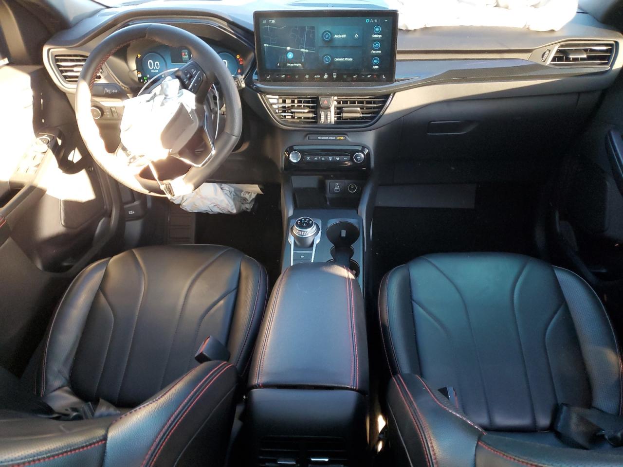 Ford Escape St Line Elite Image 11