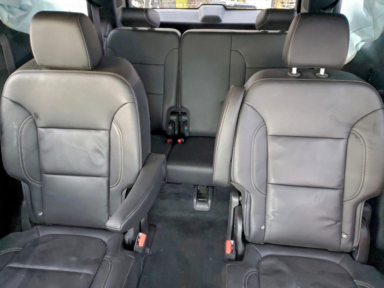 Chevrolet Traverse Lt Image 8