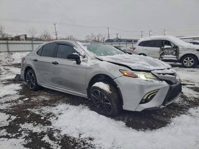 Toyota Camry Xse Image 3