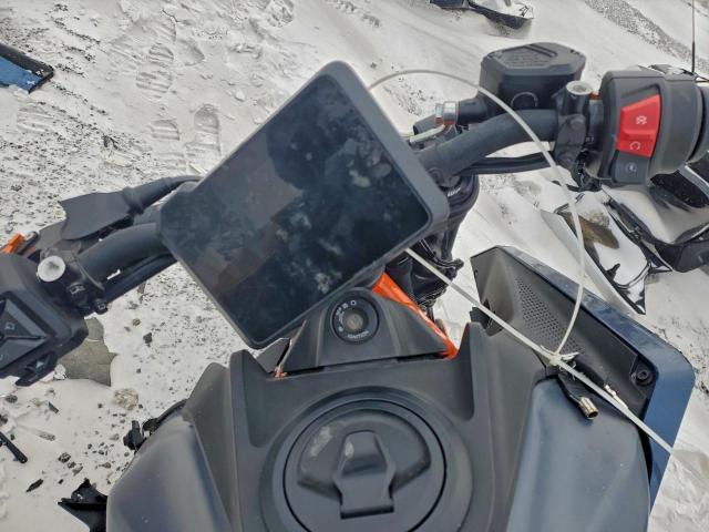 KTM Motorcycle Duke Image 9