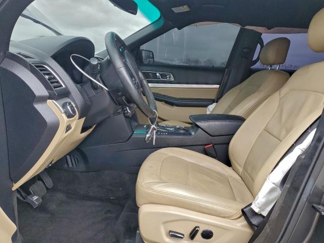 Ford Explorer Xlt Image 3