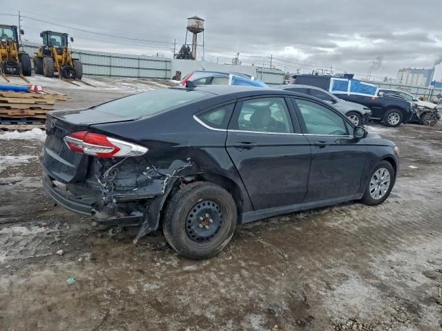 Ford Fusion S Image 3