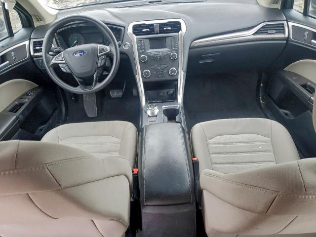 Ford Fusion S Image 8