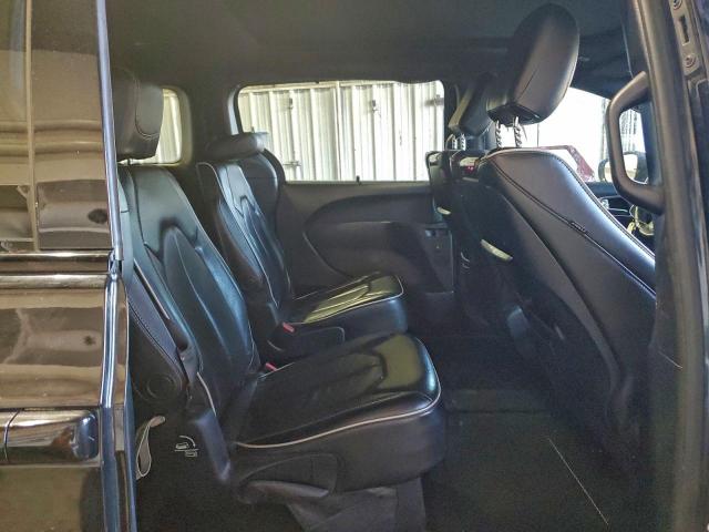 Chrysler Pacifica Limited Image 11