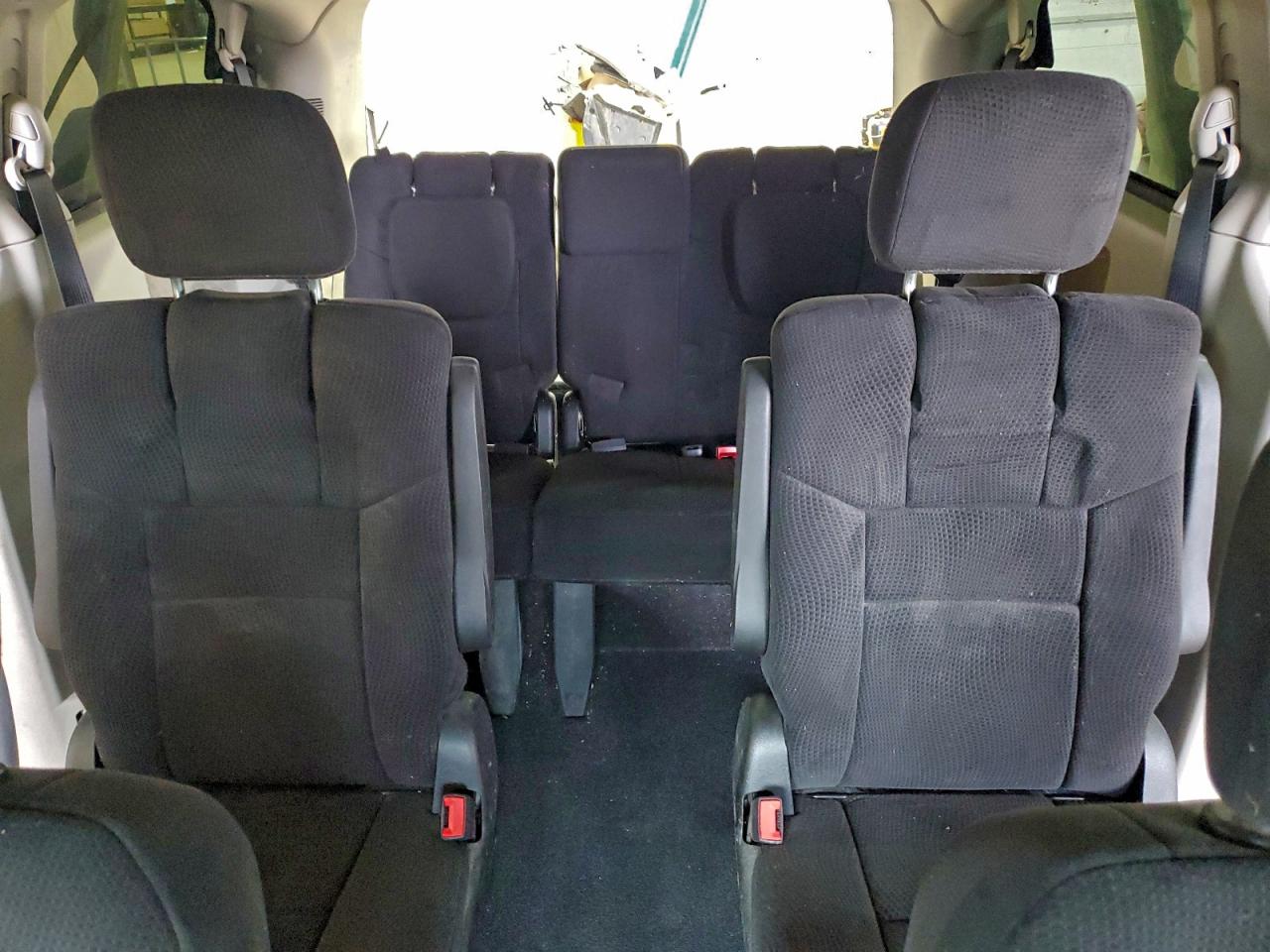 Dodge Caravan Se Image 13