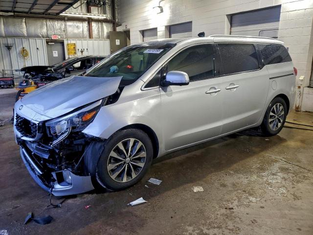  Salvage Kia Sedona