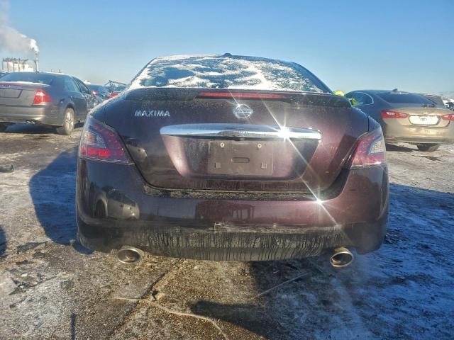 Nissan Maxima S Image 4