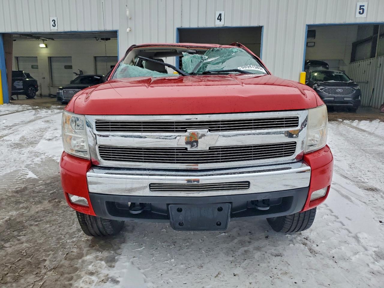 Chevrolet Silverado K1500 Lt Image 9