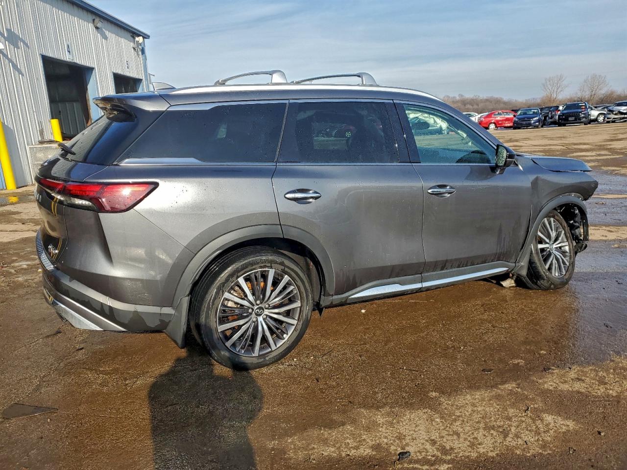 INFINITI Qx Sensory Image 3