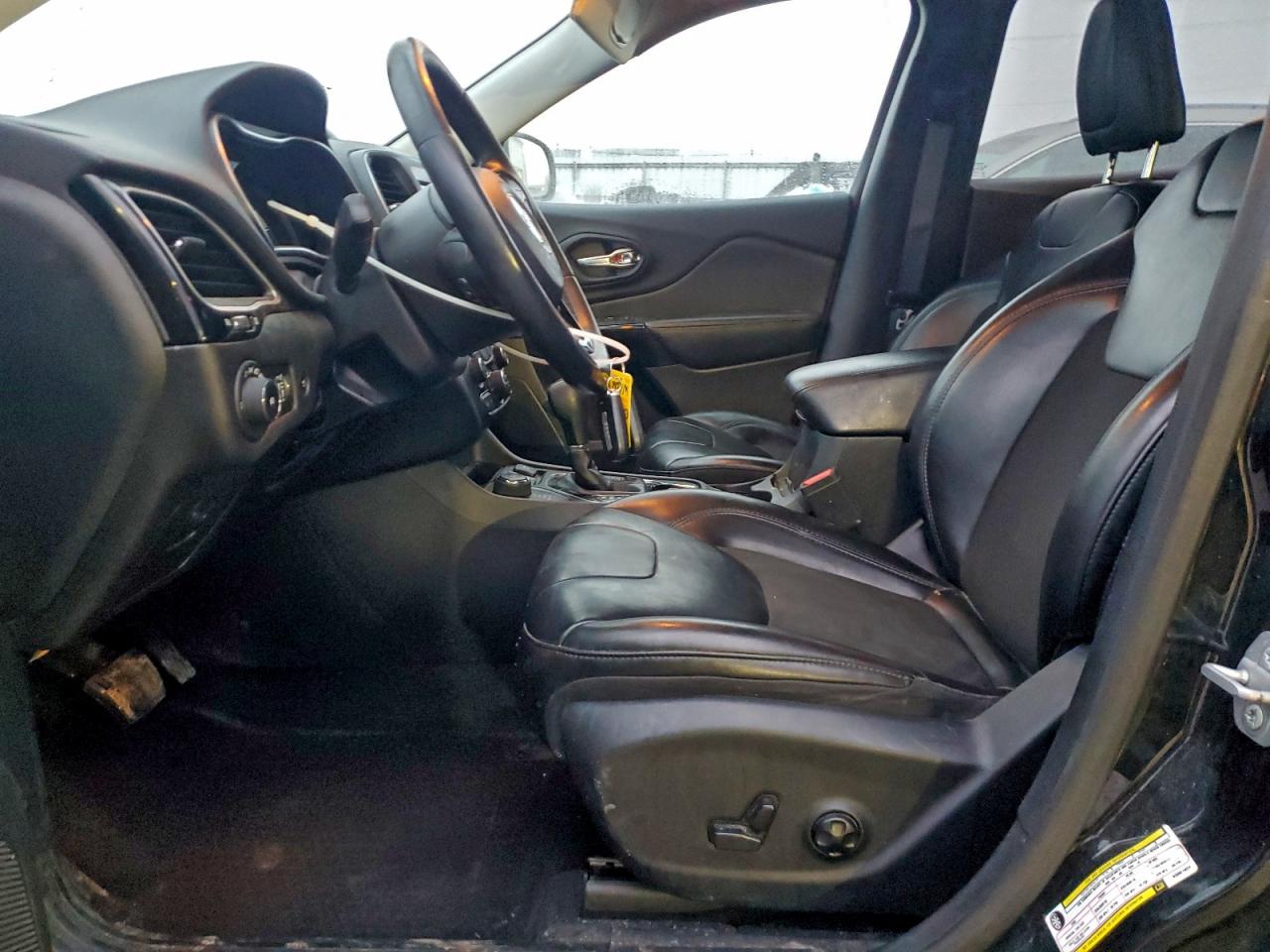 Jeep Grand Cherokee Latitude Plus Image 7