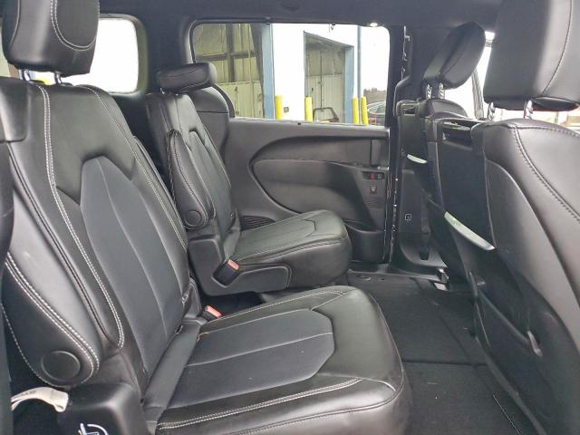 Chrysler Pacifica Select Image 9