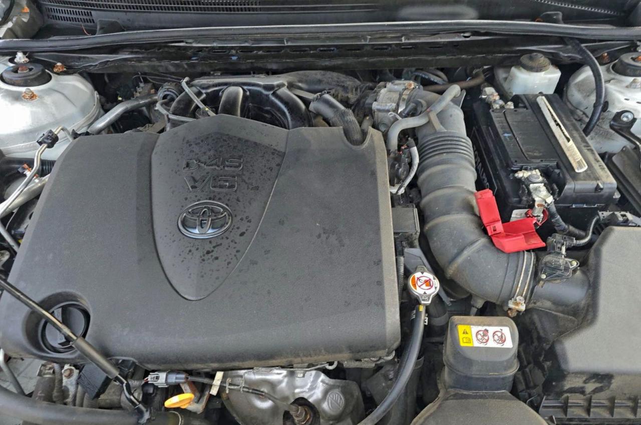 Toyota Camry Trd Image 13