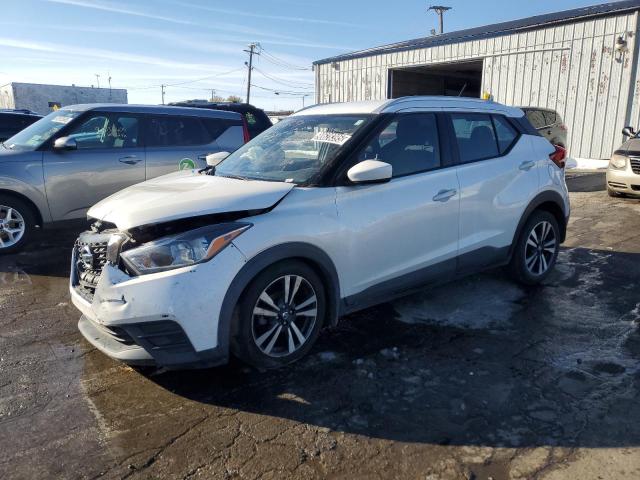 Salvage Nissan Kicks