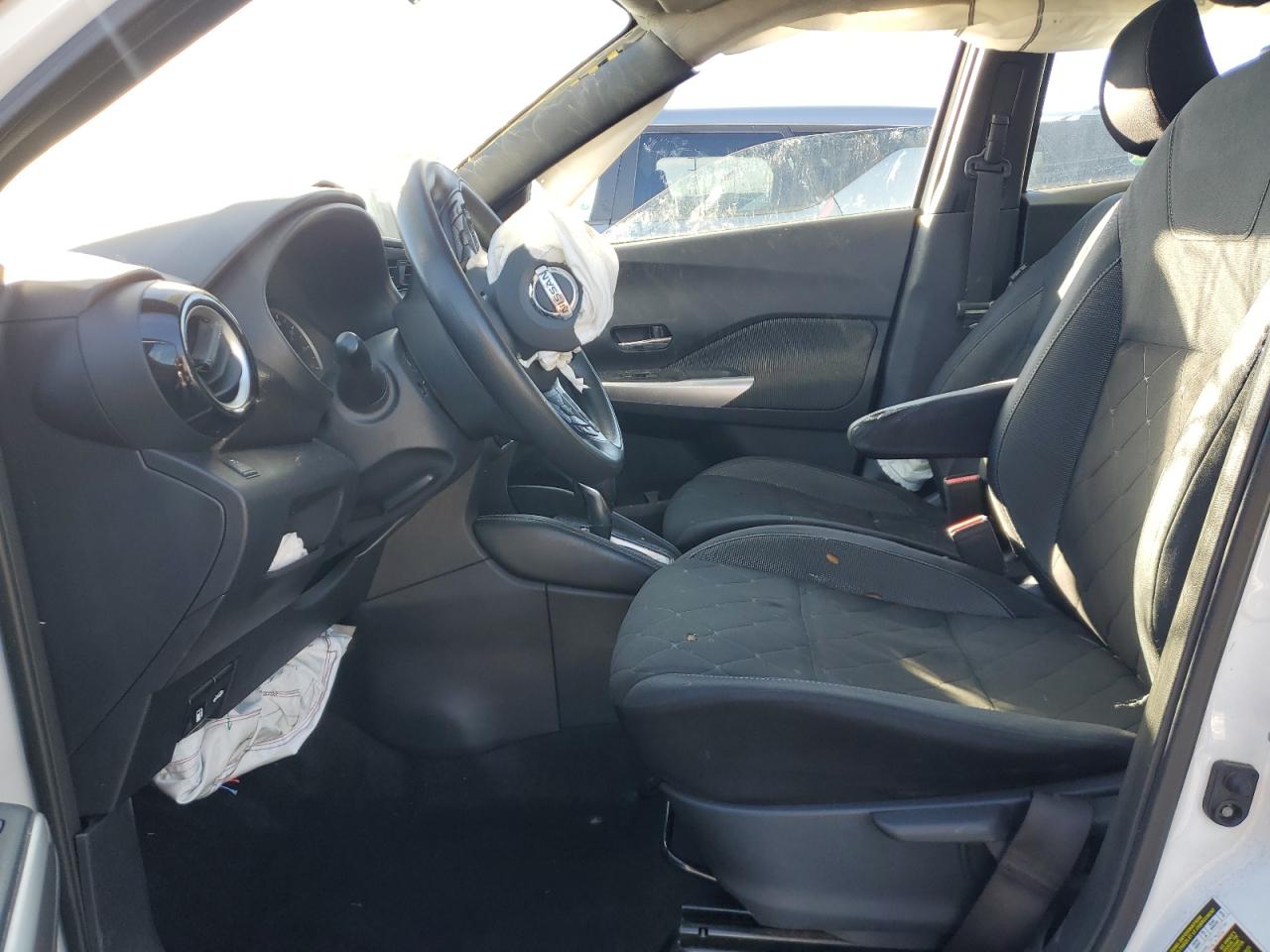 Nissan Kicks S Image 13