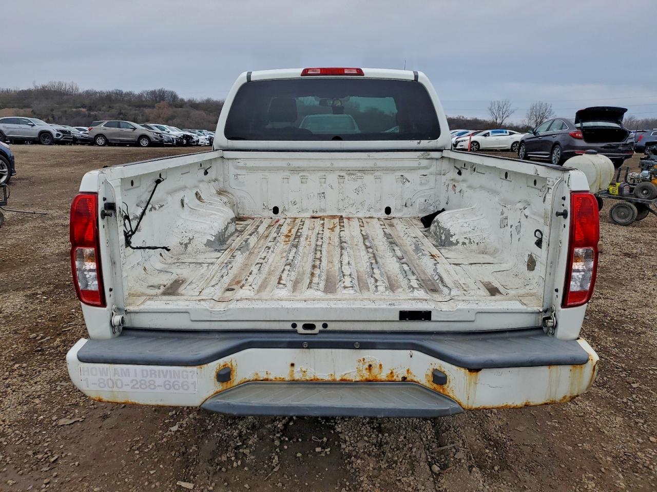Nissan Frontier S Image 10